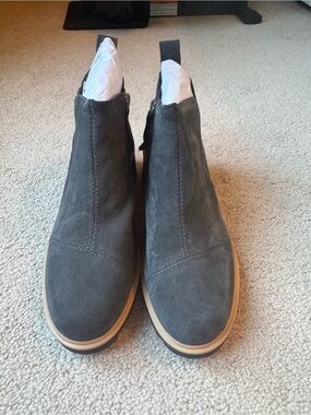 Toms Gray Suede Ankle Booties with Tan Sole